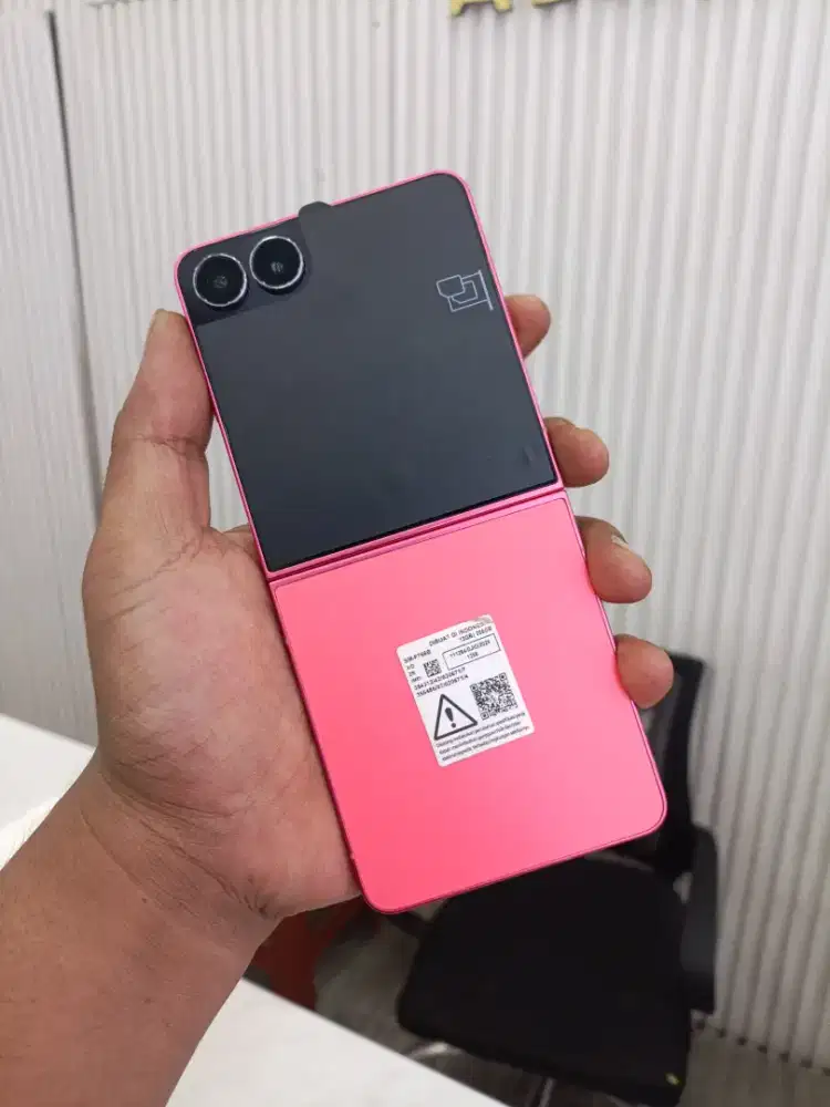 Samsung Zflip 7 12/256 original