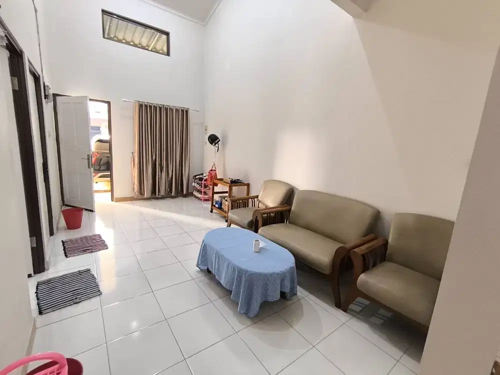KOST PUTRI Premium Tangerang, Cikokol