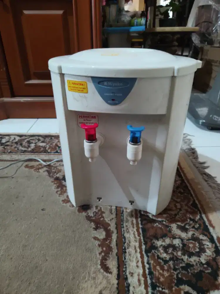 Dijual : Dispenser Miyako