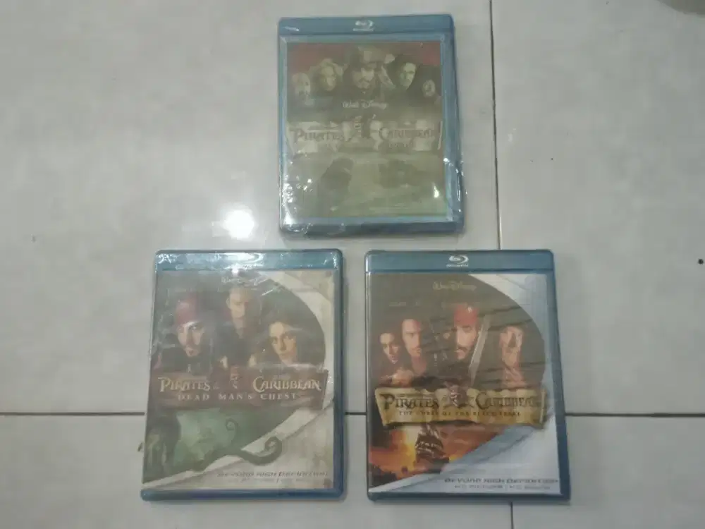 BlueRay Disc (Pirates of the Caribbean) / 3 Album