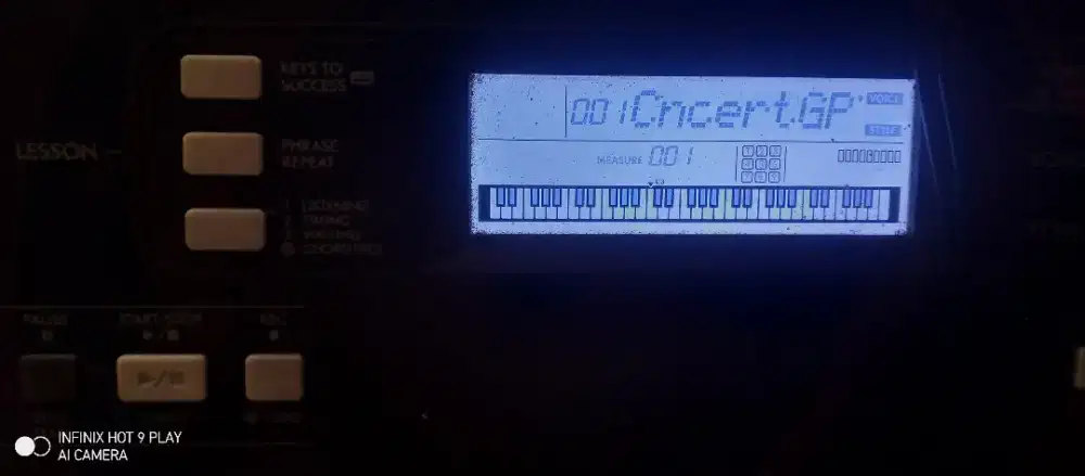 Keyboard Yamaha seri E 373