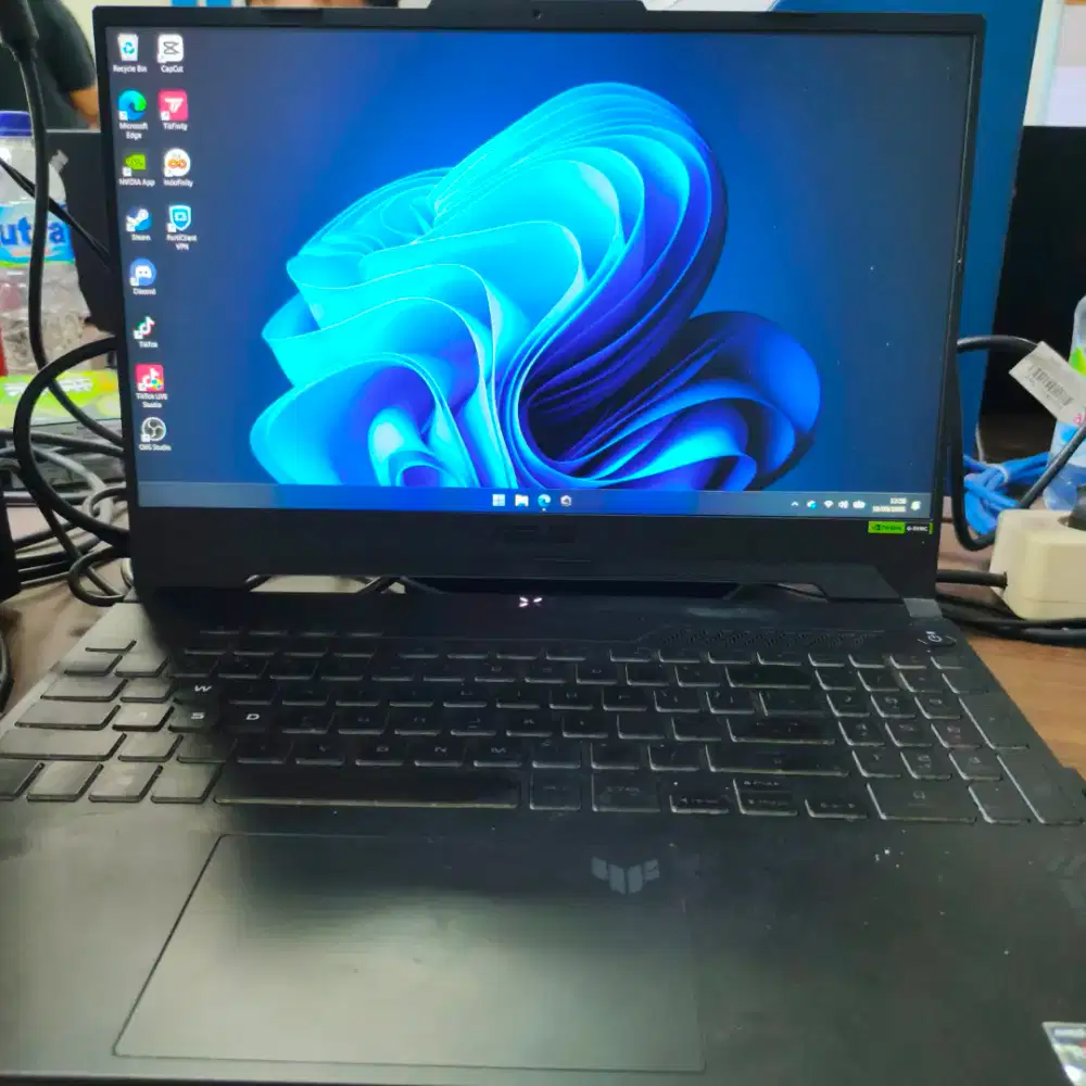 Asus tuf A15 AMD Ryzen 7 16GB RTX 4050