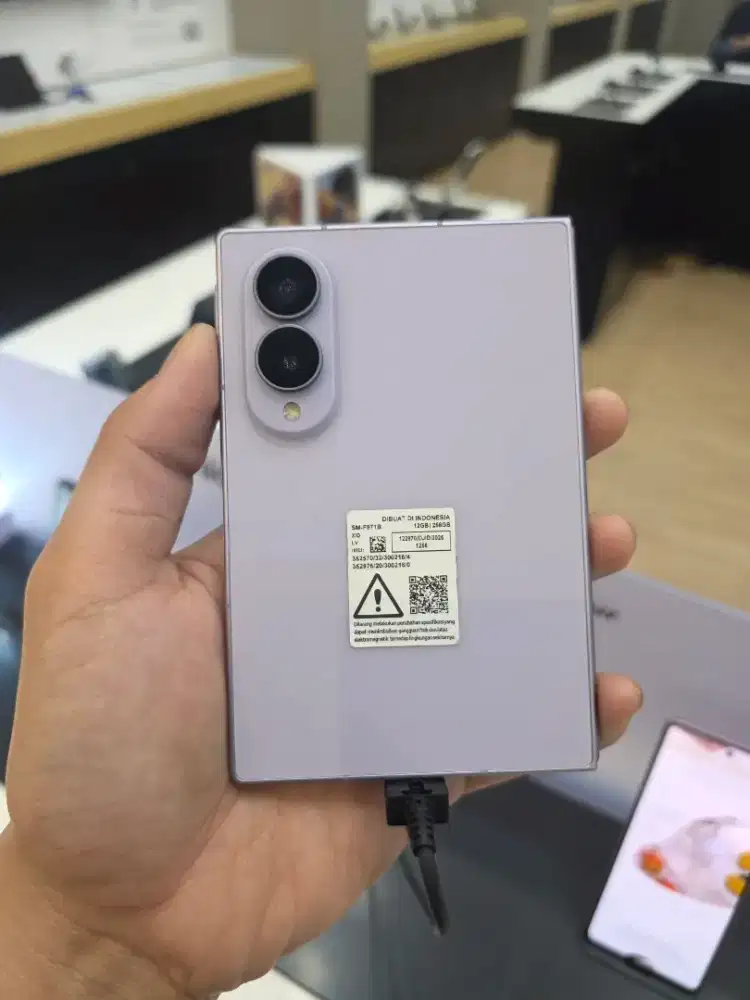 Samsung galaxy fold 8