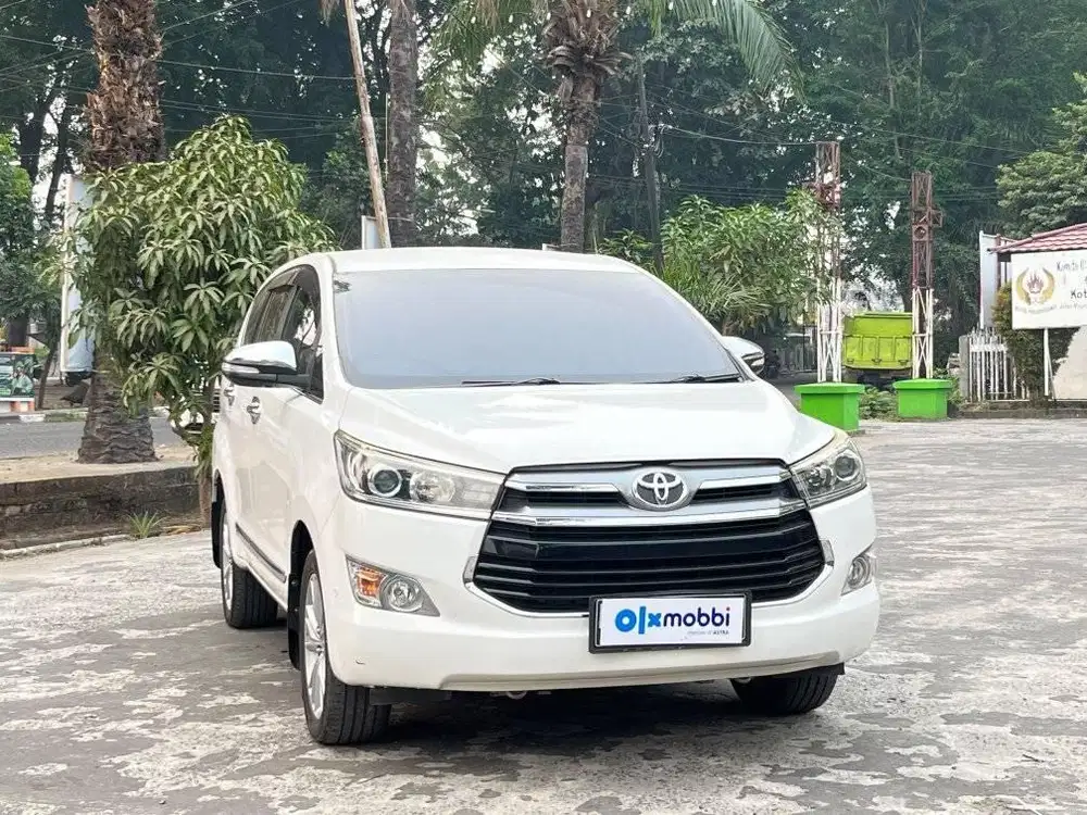 INNOVA 2.4 Q DIESEL AT 2022