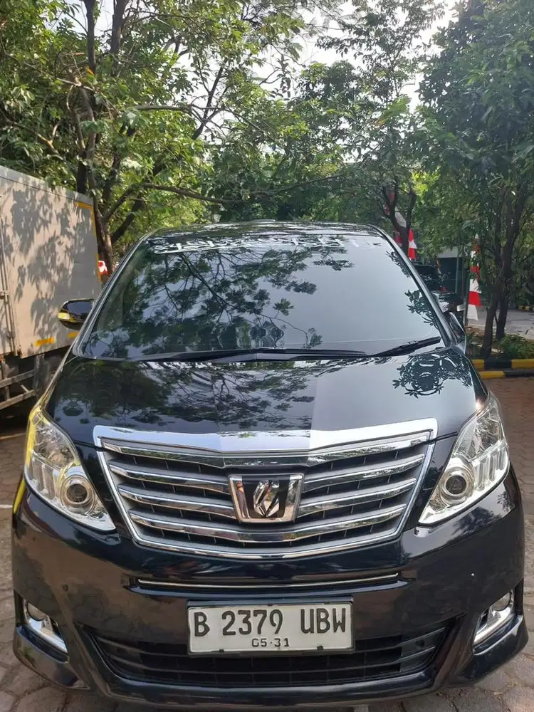 Toyota alphard 2014