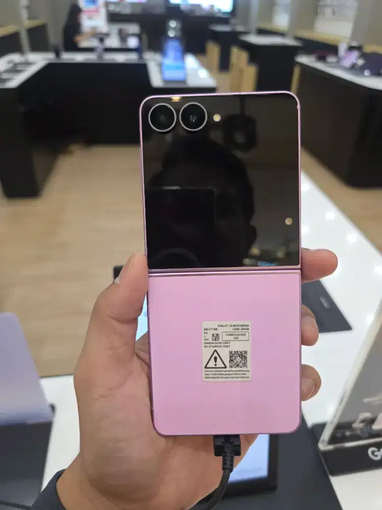 Samsung galaxy flip 8