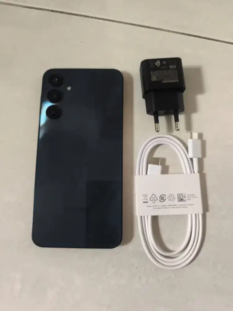 Samsung A16 5G 8/128 hitam HP charger sein