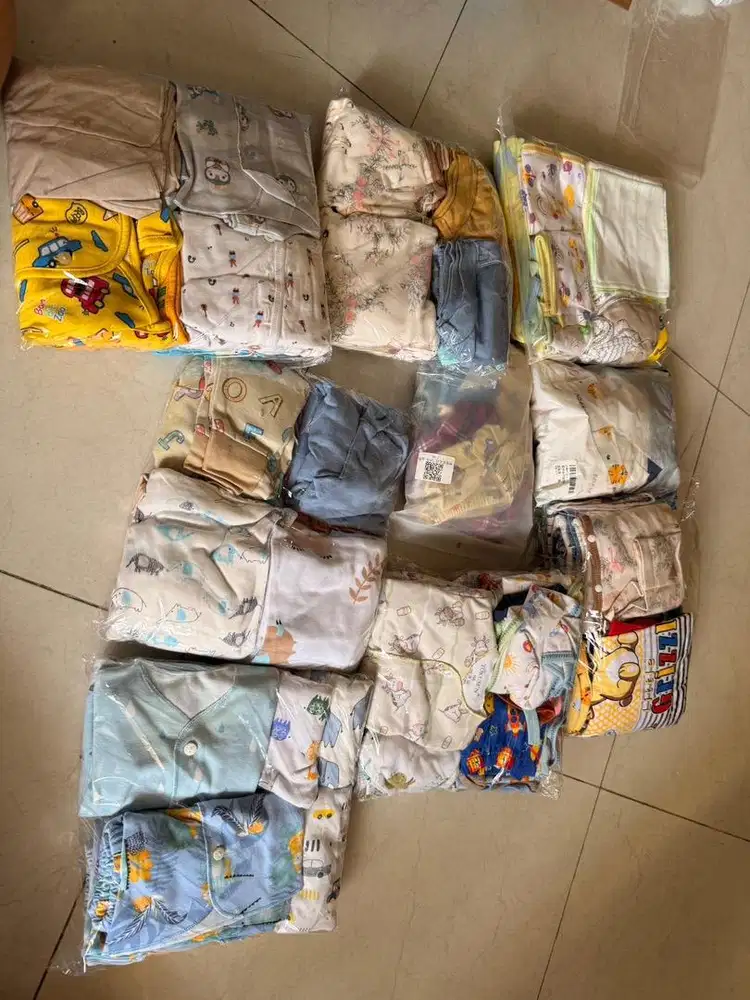 Baju NB - 3 sd 6 bulan