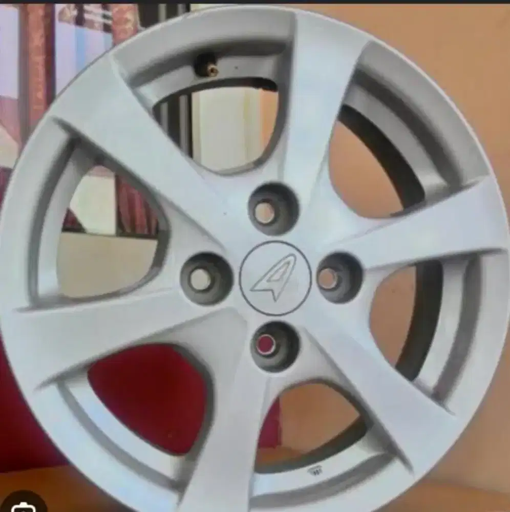 Velg mobil ayla ring 14