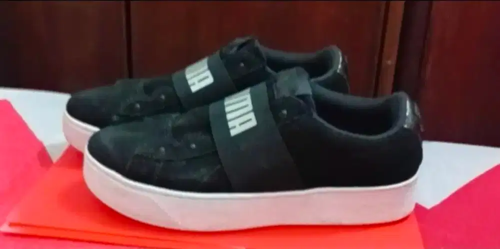 Puma Black Sneakers