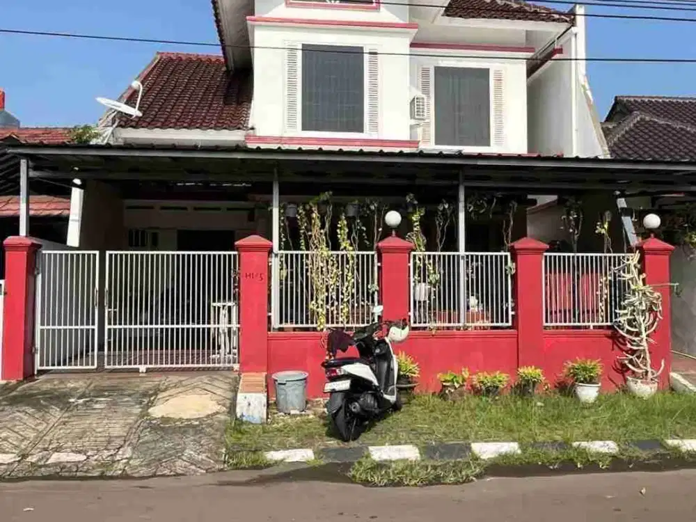 Rumah 2 lantai bebas banjir lingkungan nyaman di Bintaro Regency