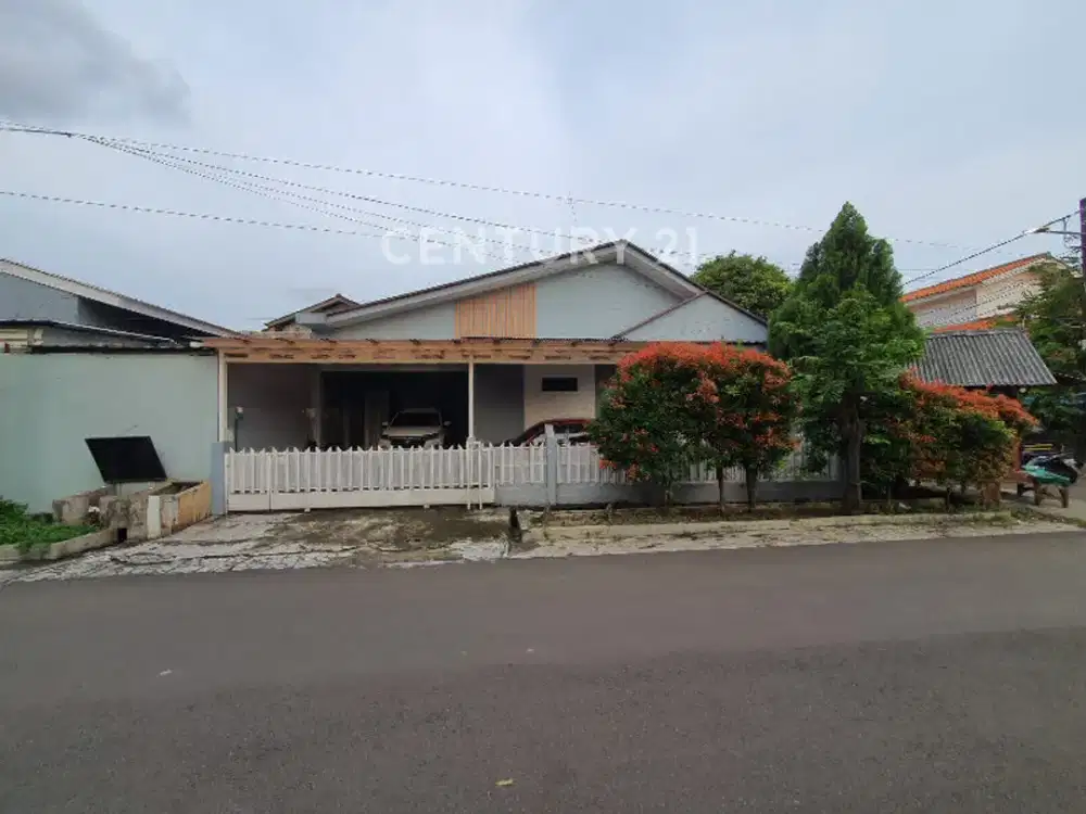 Rumah Luas Furnished Di Ciledug Di Jalan Besar R2422