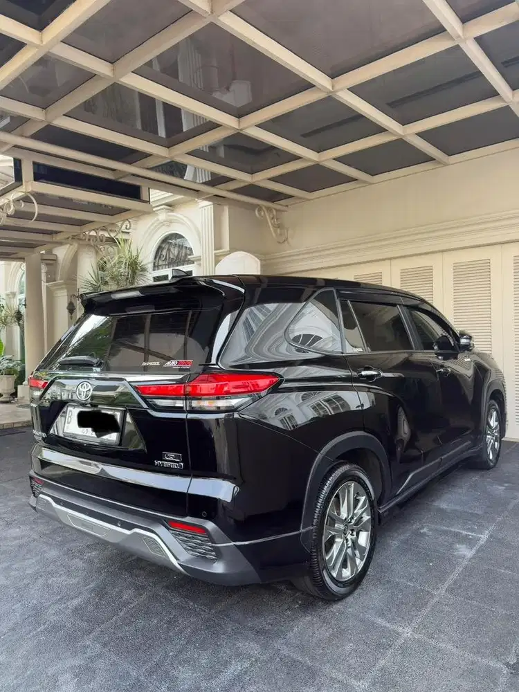 BU - Toyota Kijang Innova Zenix Q TSS Modelista 2023