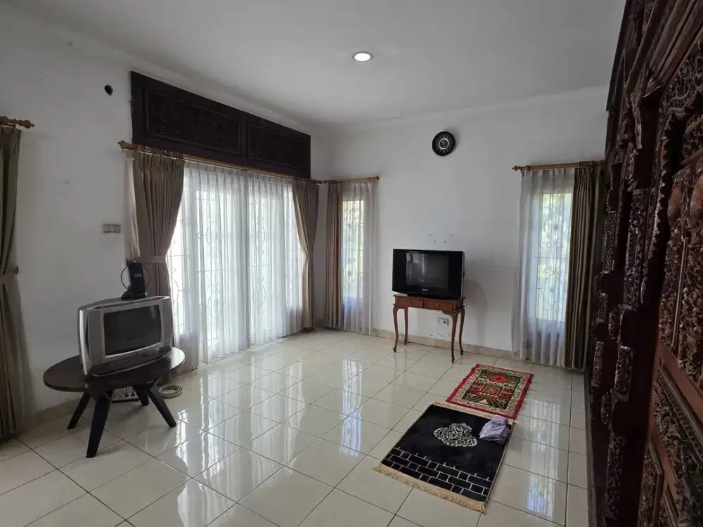 Dijual Rumah Hook 2 Lantai Siap Huni Lokasi di Kota Baru Parahyangan Tatar Pita Agung Bandung