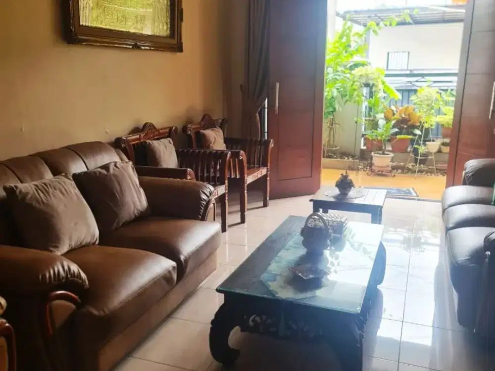 Di Jual Rumah Pamulang Permai Dekat kantor Walikota & 15 menit ke BSD  Akses ke Tol BSD Serpong +_ 10 Menit
