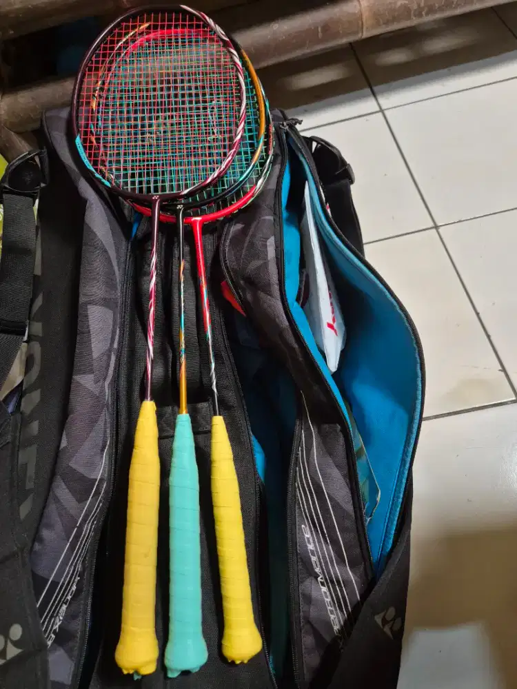 Raket badminton yonex second