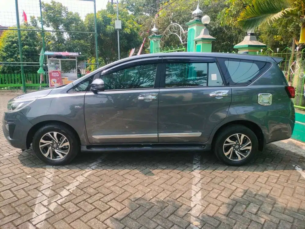 Toyota Kijang Innova 2021 Bensin