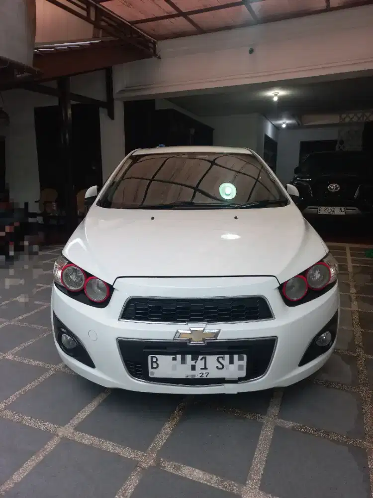 CHEVROLET AVEO SONIC LT T300