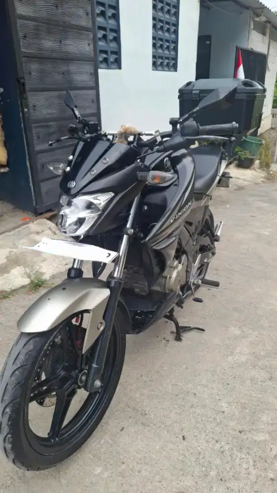 Yamaha All New Vixion 2017 + Box