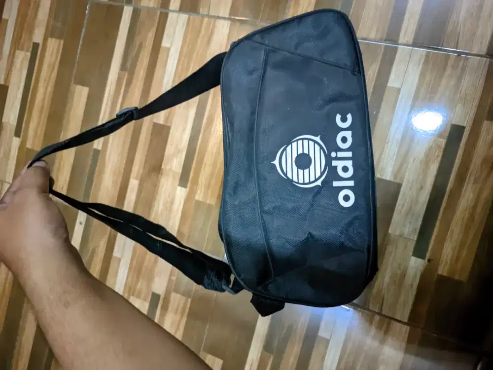 Tas spatu jinjing