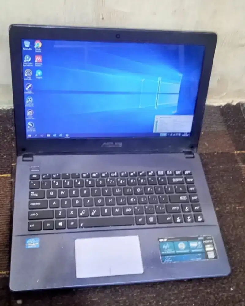 laptop Asus Intel core i3-3217U Ram 10Giga hardisk 500GB layar 14in