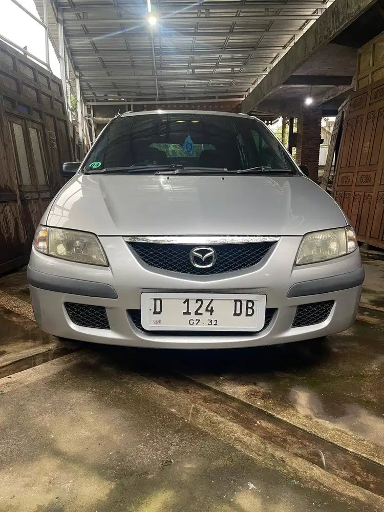 Mazda Premancy 2000 silver jual cepat Premacy 1999 mazda 2001 full ori