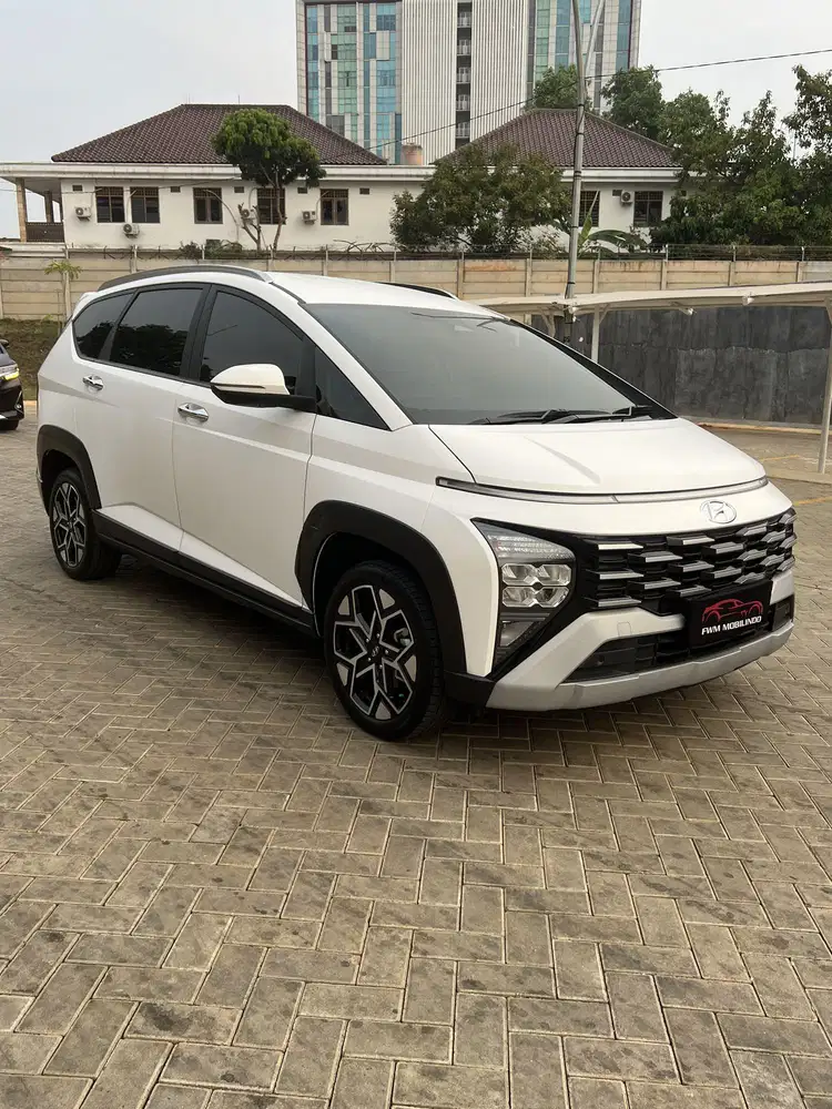 Hyundai stargazer X prime 1.5 matic 2023 putih matte ,istimewa ,low km