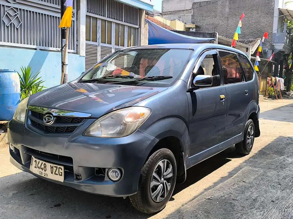 Daihatsu Xenia 2009 Bensin