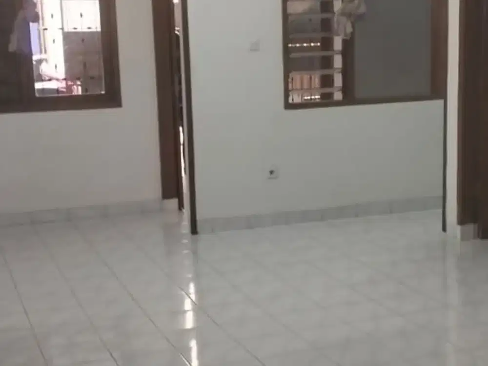 Dijual Rumah 1,5 Lantai Siap Huni Minimalis Lokasi Strategis di Komplek Kembar Bandung