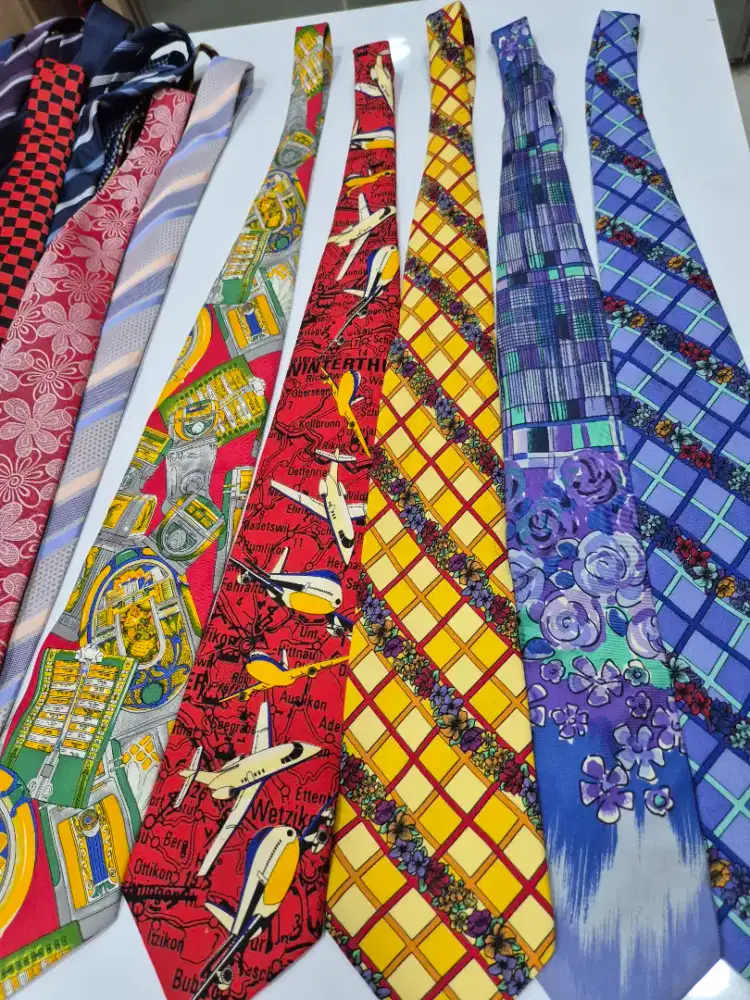 BRANDED TIE FOR SALE! VERSACE DAN DOLCE