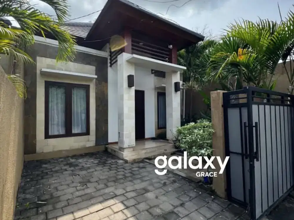 Rumah Semi Villa Di Royal Garden Residence