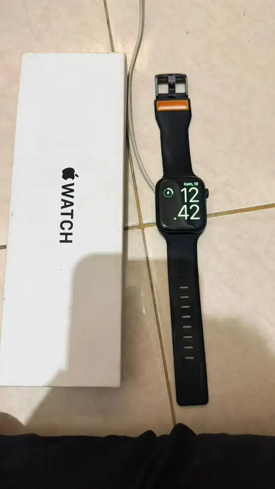 Apple Watch SE Gen 2 44 mm Midnight Ex Garansi Resmi indonesia