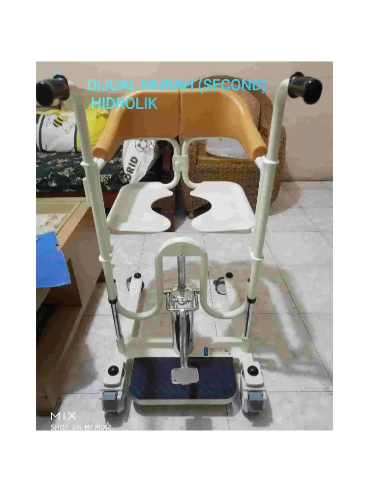 Kursi Roda Transfer Pedal Hidrolik.ALK902L