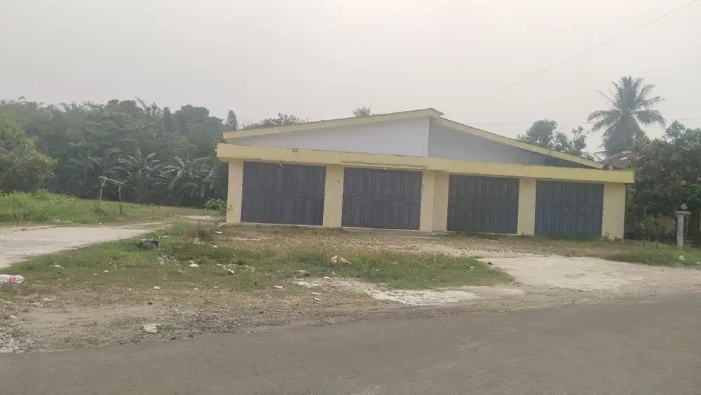 Ruko Strategis Jalan Raya