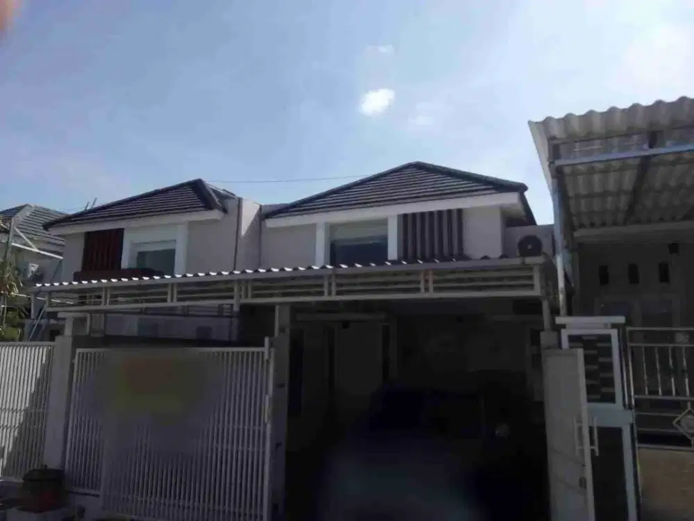 Rumah Puncak Kuwukan Regency