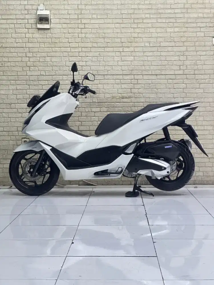 TERMURAH‼️ Honda PCX 160 CBS 2022 Putih Favorit
- Mustika kepuh