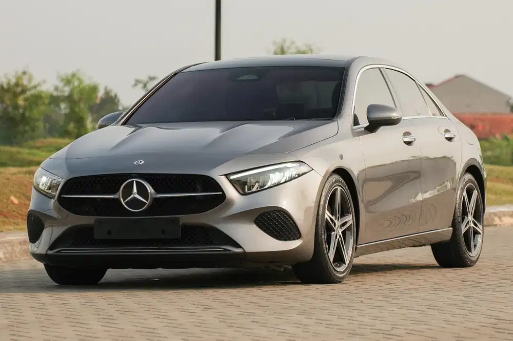 Mercedes Benz A200 1.3 Progressive Line Sedan Panoramic 2023