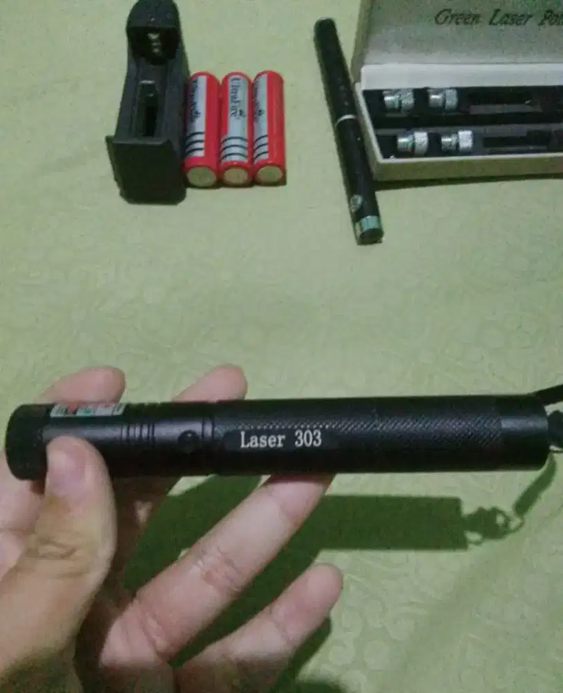 Green laser pointer jarak jauh