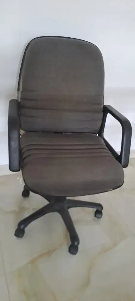 KURSI KANTOR BAGUS