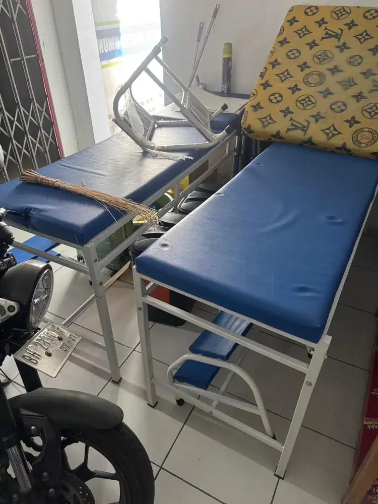 Bed Pasien, kasur pasien, periksa pasien klinik / praktek dokter bidan