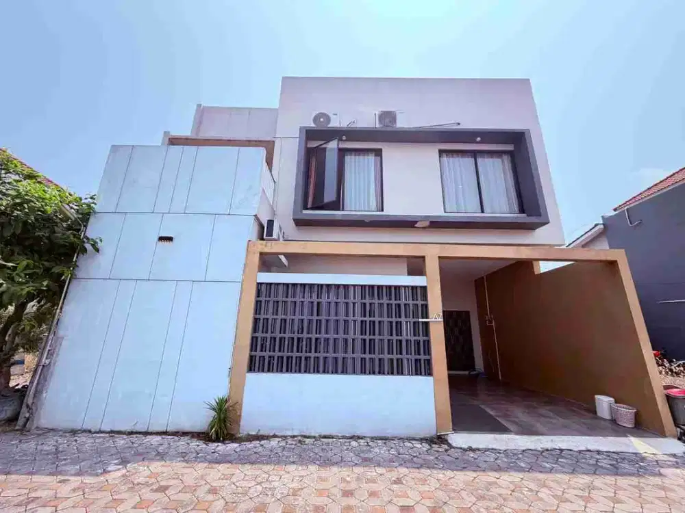 Rumah Mewah Cantik 2lt Nyaman di Perum Paulan