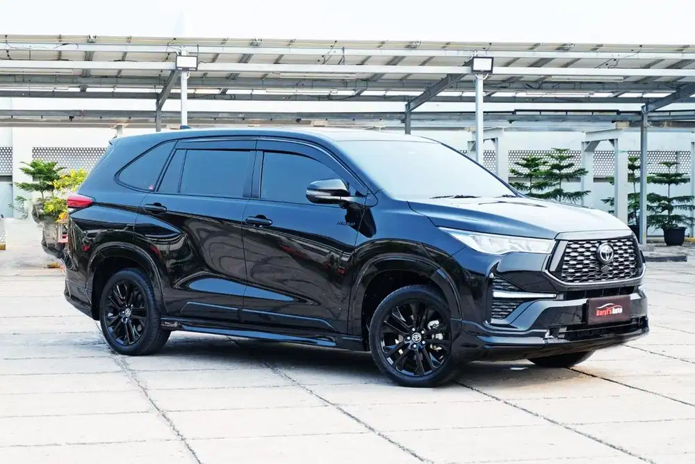 TOYOTA ZENIX Q 2.0 HYBRID MODELISTA TSS 2025