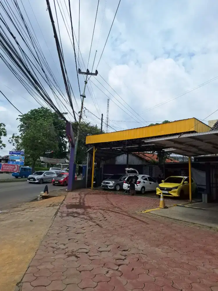 Cuci steam mobil dan motor
