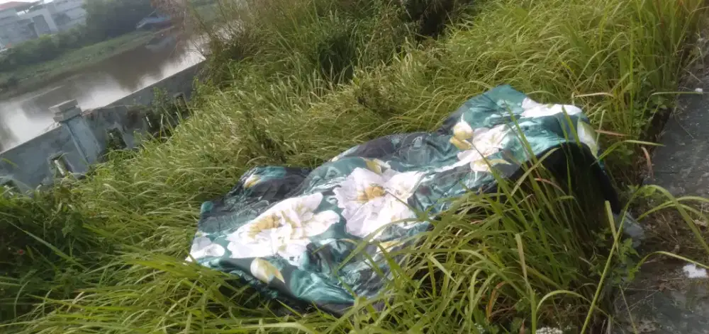 Kain tebal dan murah tidak ada minus dll murah aja untuk kasur tidur