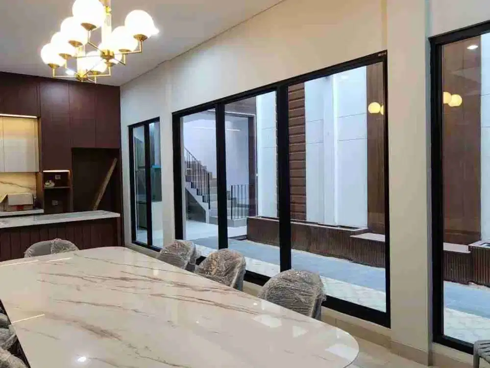 Dijual Rumah mewah siap huni di Summarecon Bandung