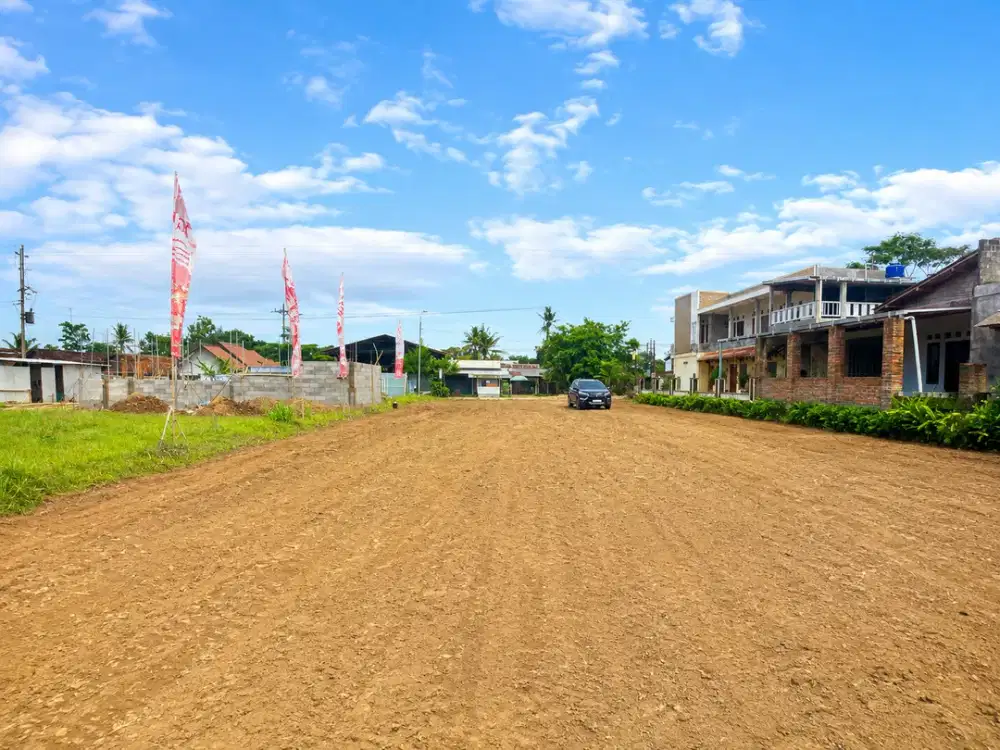 Tanah tepi jl pandowoharjo view alam dan sawah 5 Menit Resto Jejamuran