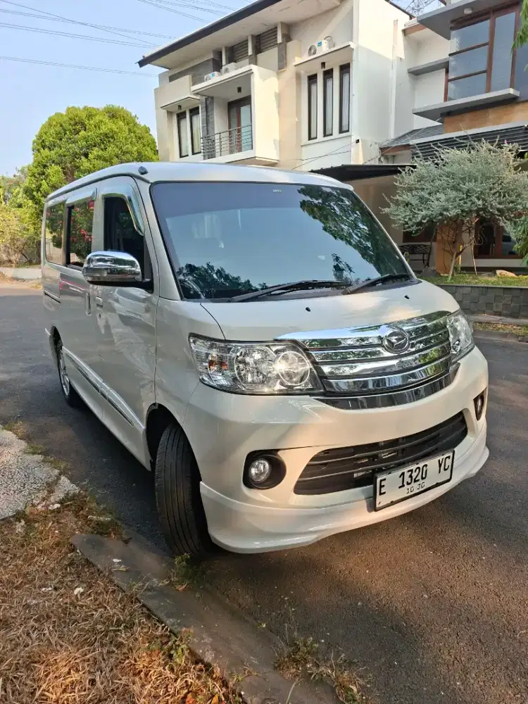 LUXIO X MT 2025 KM 8000.