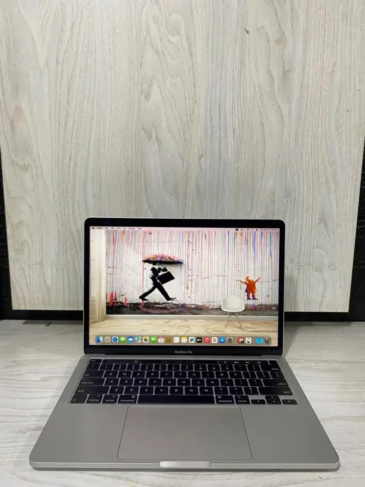 Macbook Pro 2020 Intel Core i5 13inc RAM 16gb SSD 512gb