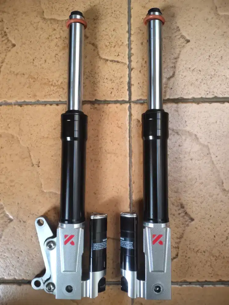 Fs Shock depan KYTA