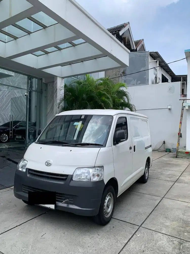 CASH 2023 Daihatsu Grandmax Blindvan 1.3cc AC M/T